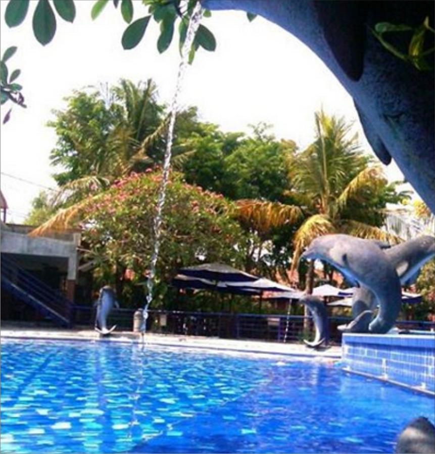 Bukit Daun Hotel And Resort Kediri  Esterno foto