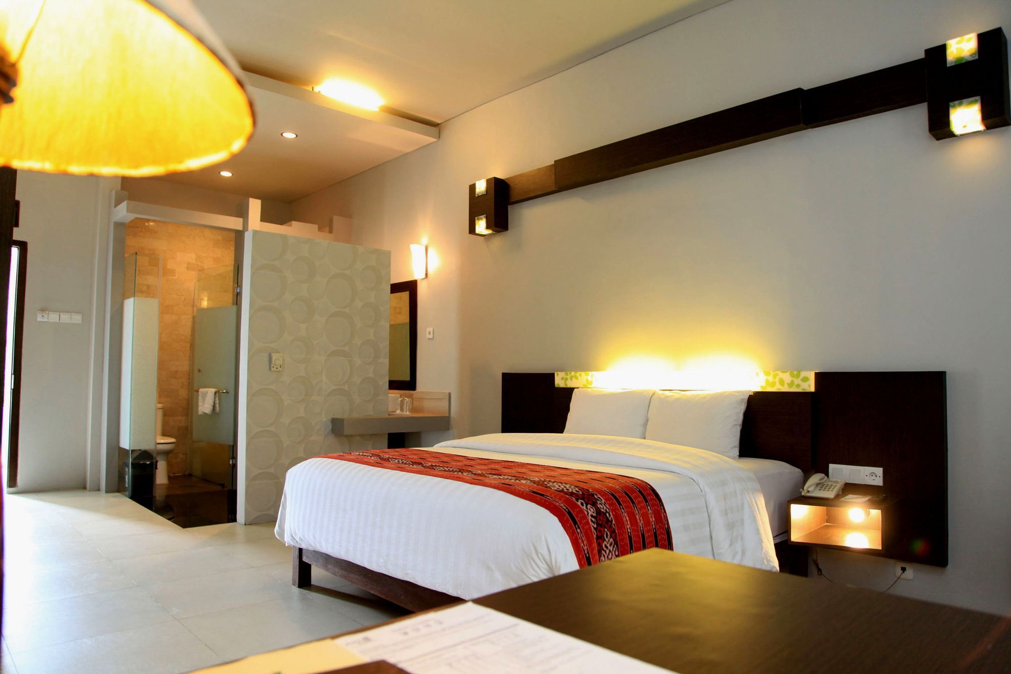 Bukit Daun Hotel And Resort Kediri  Esterno foto