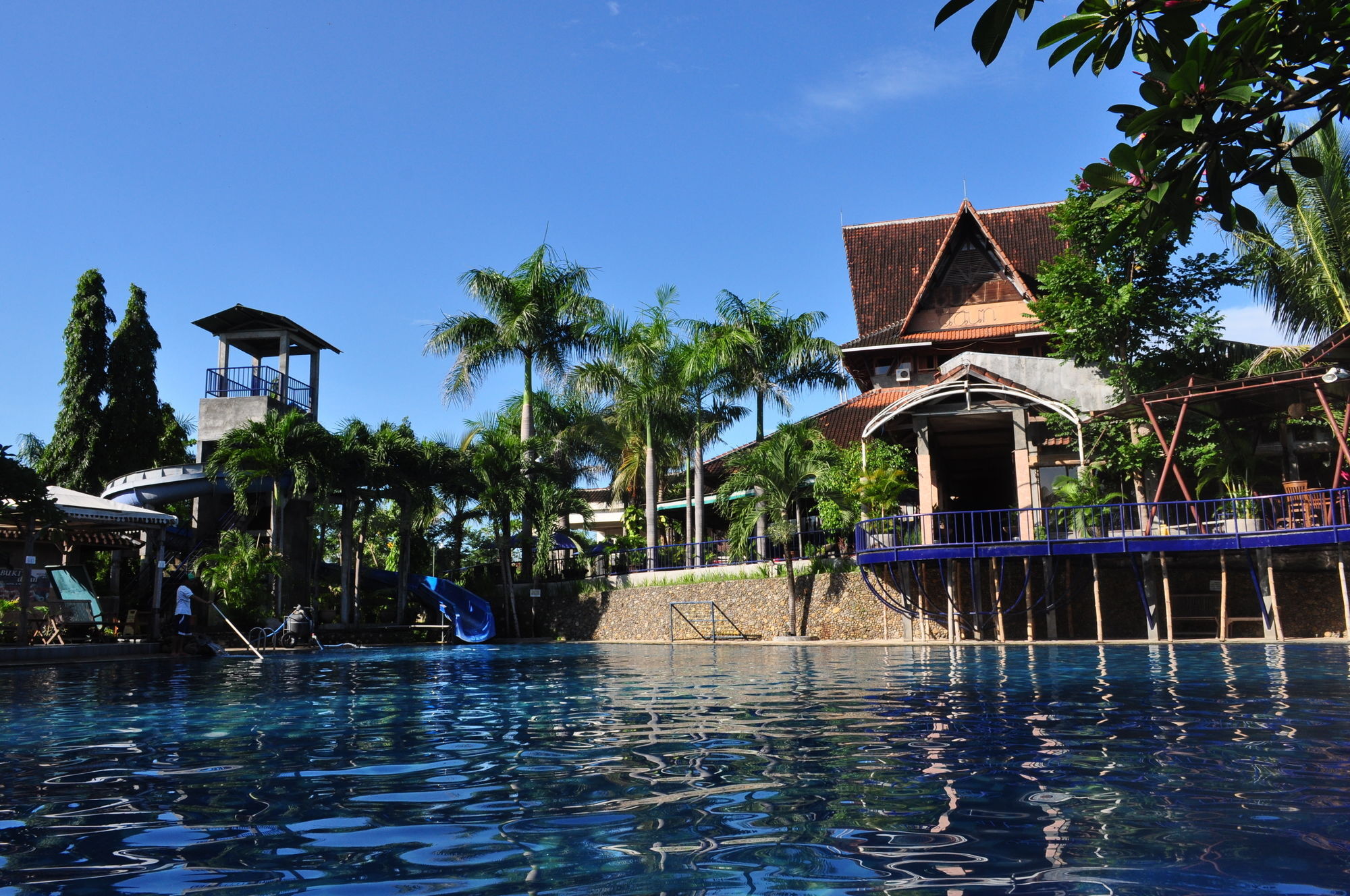 Bukit Daun Hotel And Resort Kediri  Esterno foto