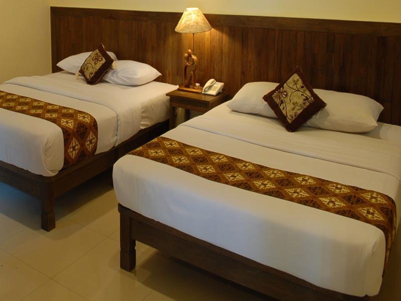 Bukit Daun Hotel And Resort Kediri  Esterno foto
